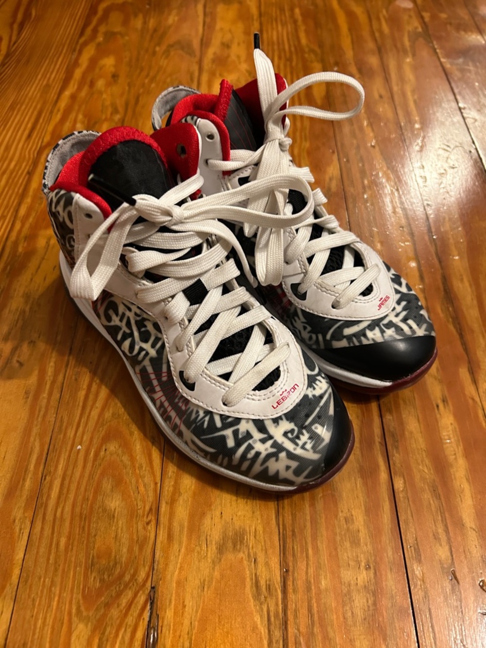 Boys NikLeBron Size 13C White, Black & Red Basketball shoes with Graffiti Print